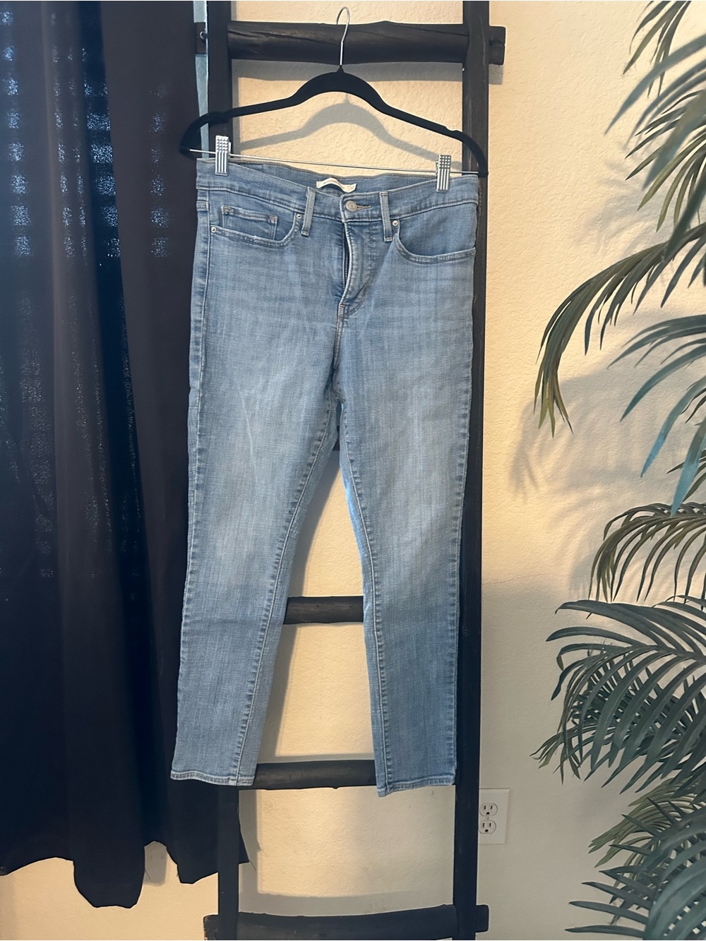 Levi's Light Blue Women's Skinny Jeans